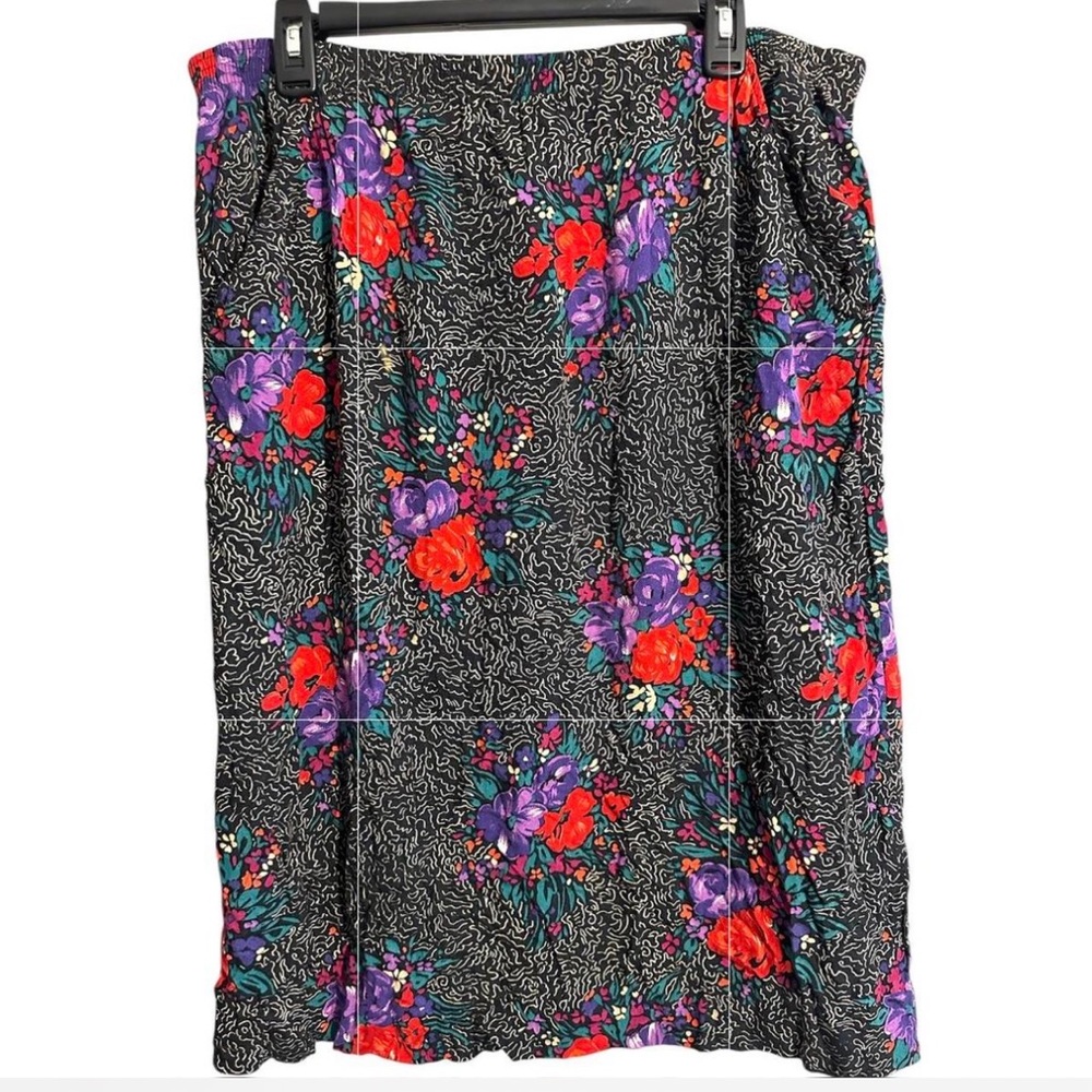 Vintage Marc Anthony Size 16 Black and Multicolor Floral Print Design